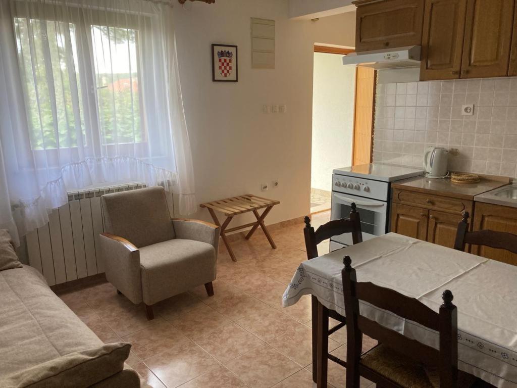Ija Apartment Đảo Krk Ngoại thất bức ảnh