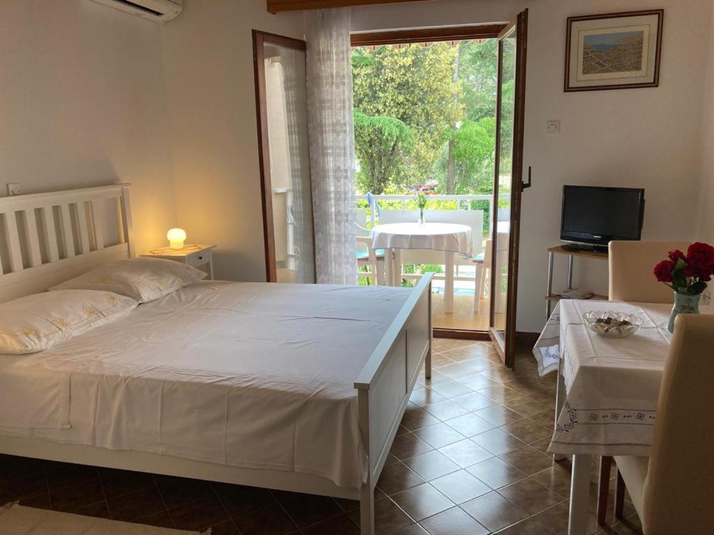 Ija Apartment Đảo Krk Ngoại thất bức ảnh